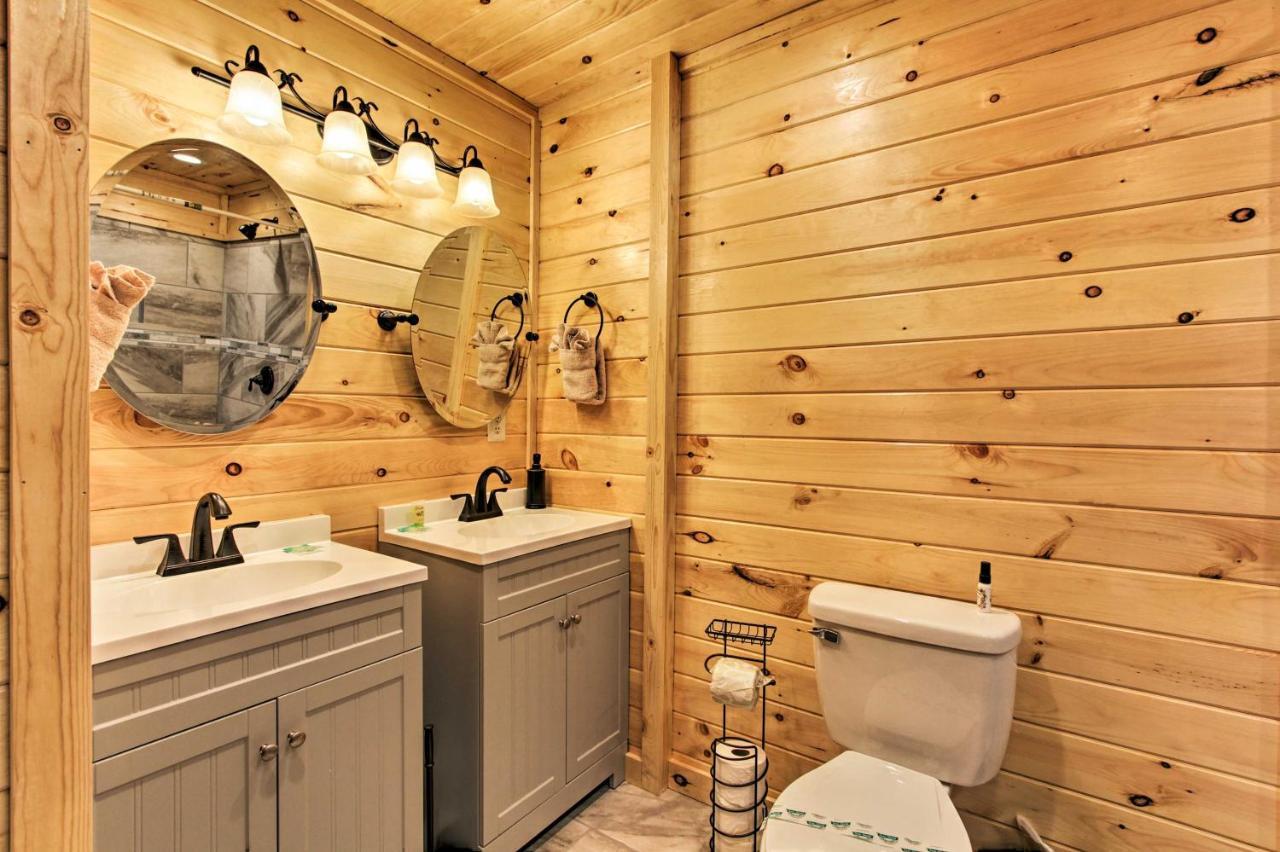 Sevierville Cabin With Private Hot Tub And Fireplace! Esterno foto